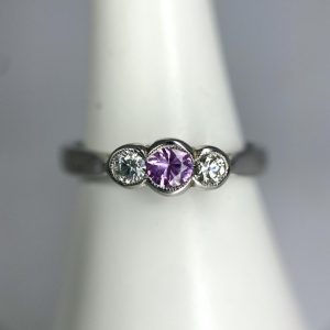 Pink sapphire & Diamond ring
